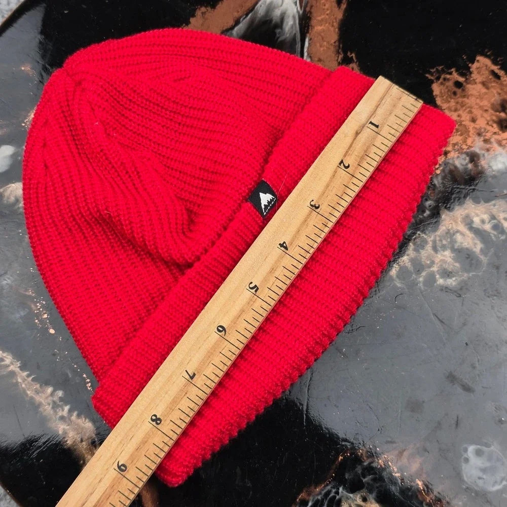 Burton Beanie Kids One Size Red Ribbed Knit Cuffed‎ Logo Snowboard Hat